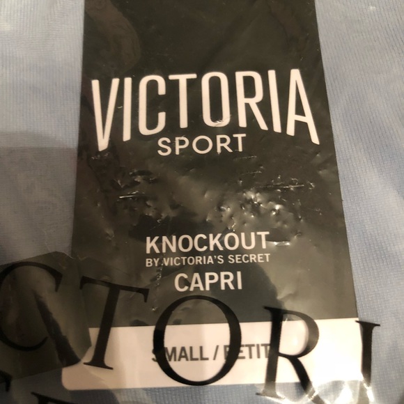 NWT Victoria’s Secret Knockout Capri - Picture 5 of 5